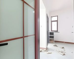 近地铁,户型方正,好楼层采光无遮挡,视野开阔