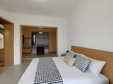 开门看房眼前一亮,就买它了。精装地铁口